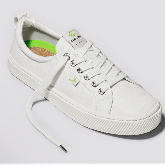 Cariuma Shoes - Cariuma OCA  off-white canvas sneaker Woman’s 10 Men’s 8.5 New